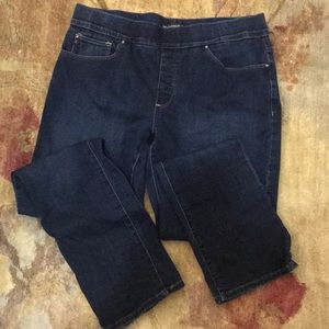 Lee pull on jeans size 14